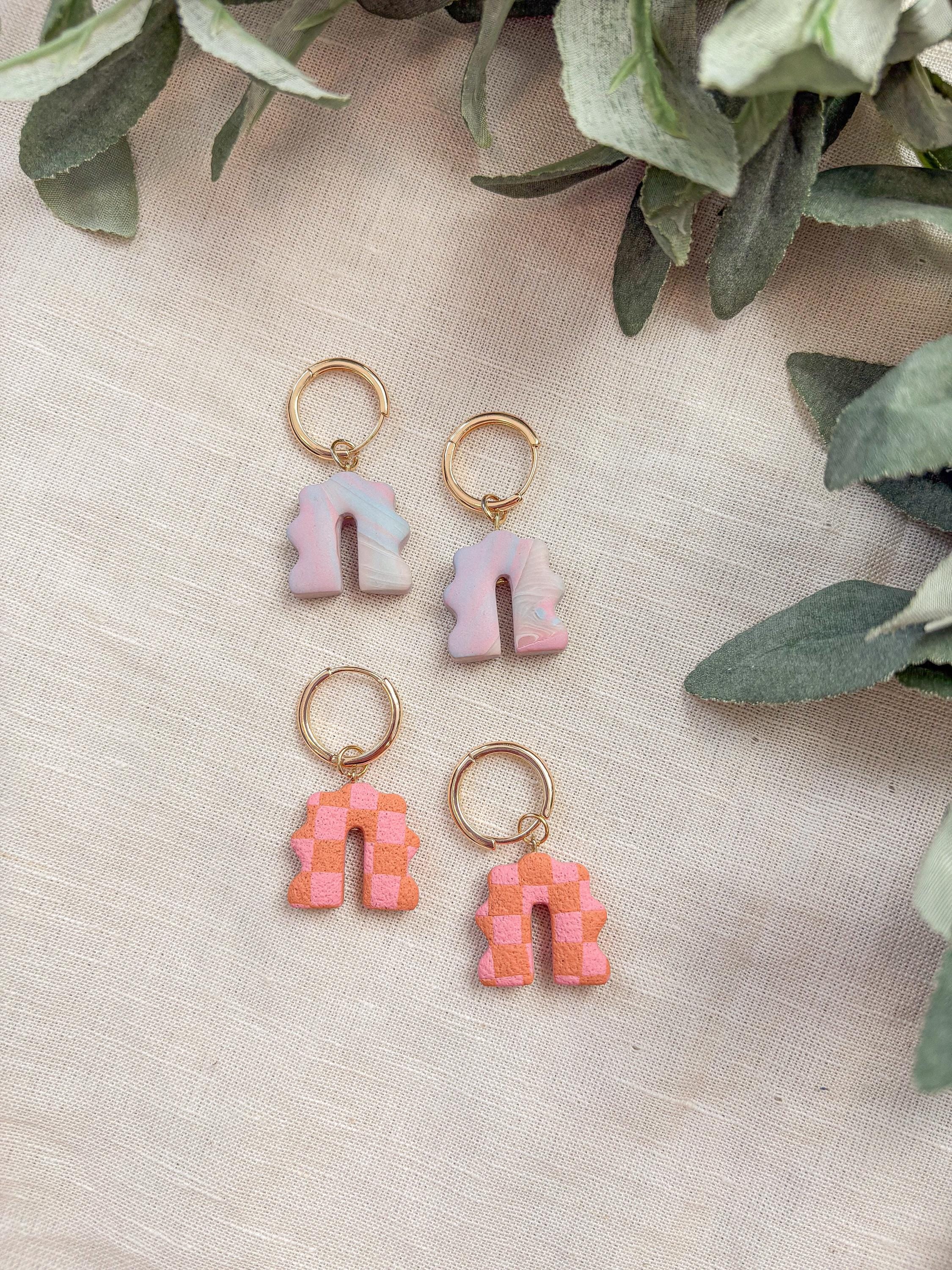 Wavy Arch Bead Earrings