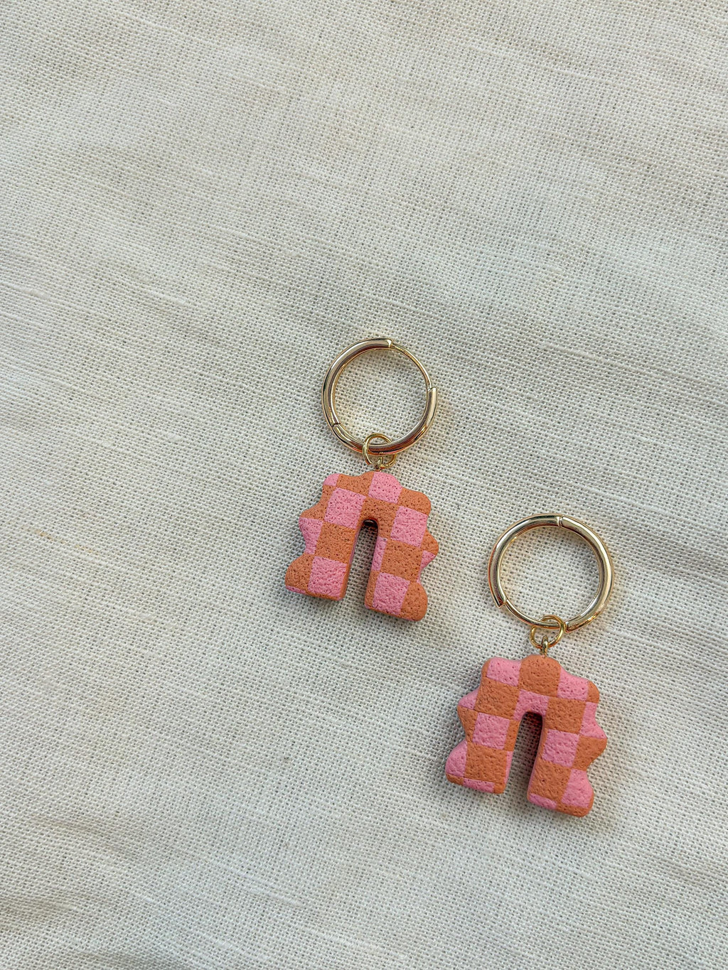 Wavy Arch Bead Earrings