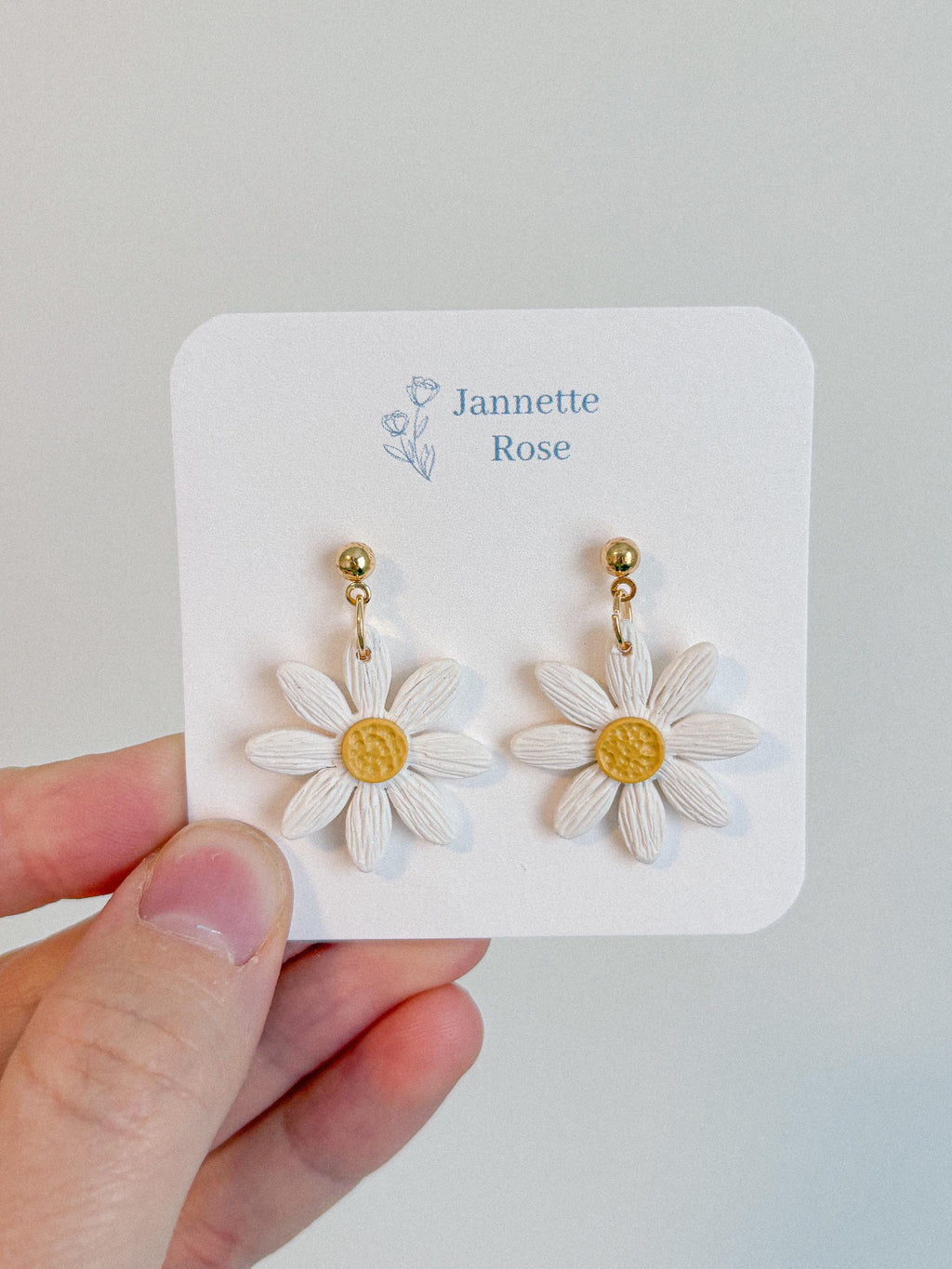 Daisy Ball Post Earrings