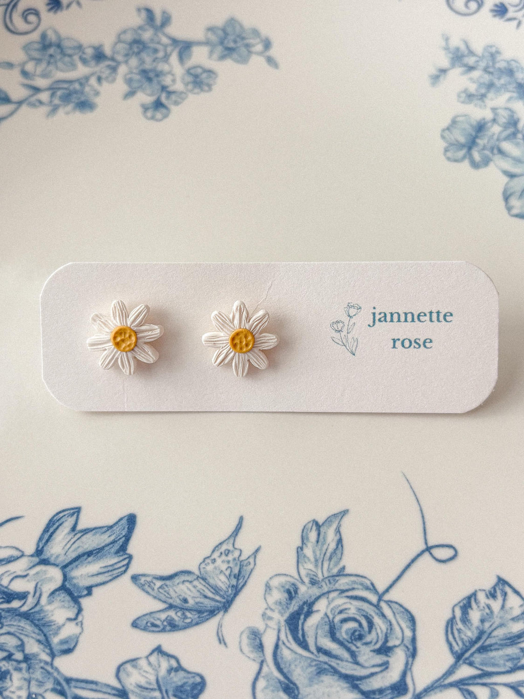 Daisy Stud Earrings